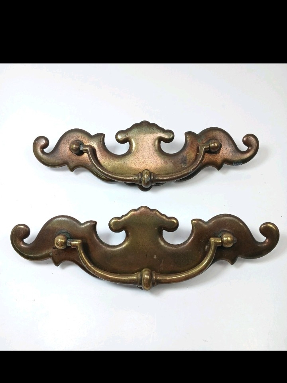 6 Drawer Pulls Vintage Drop Handle Dresser Desk Brass 2 Large 4 Small